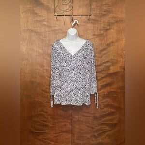 Cynthia Rowley 3/4 Tie Sleeve Blouse Womens M Blue & White Floral V-Neck Spring